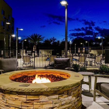 Courtyard Lake Charles Dış mekan fotoğraf